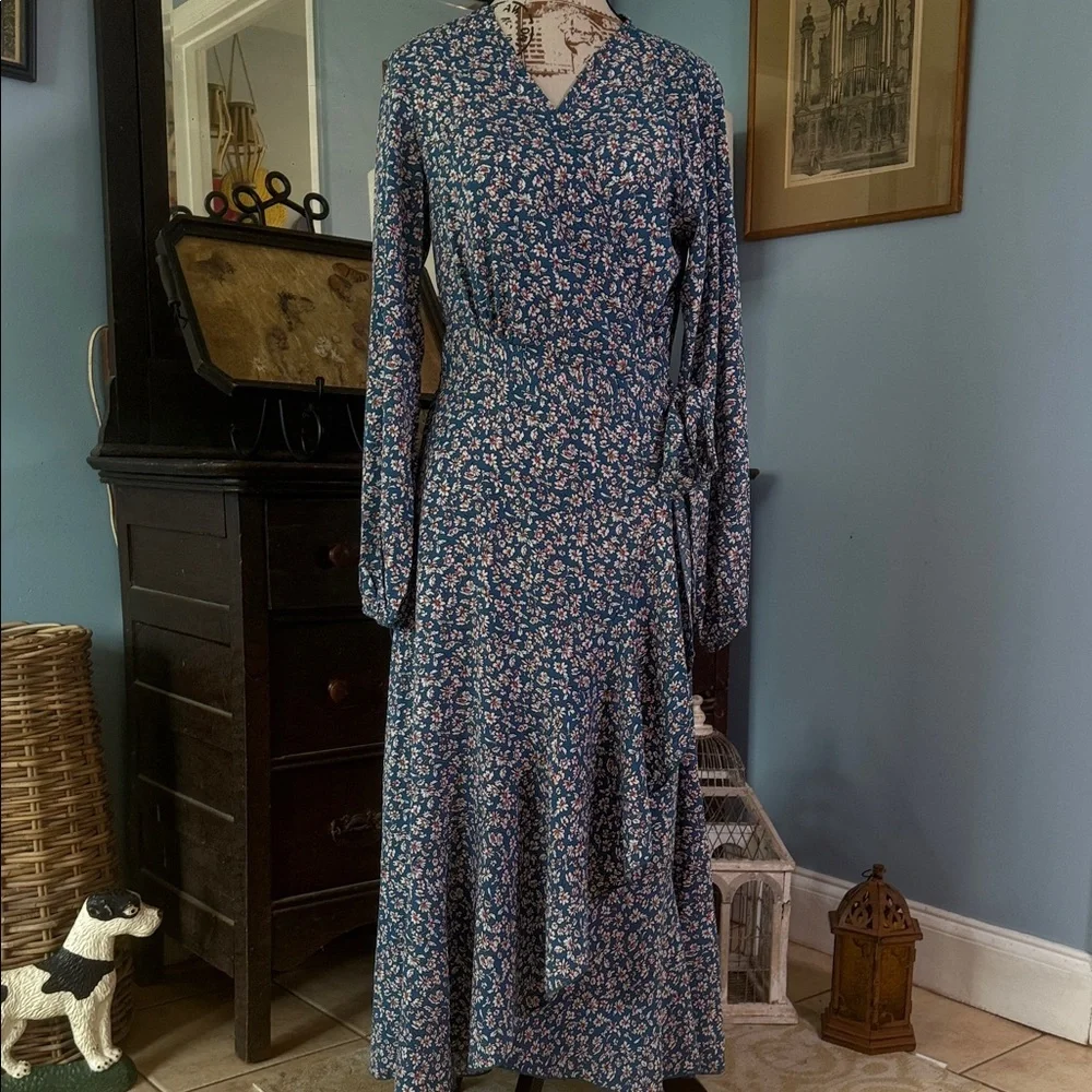 Elings Blue and Cream Floral Wrap Midi Dress Long Sleeve Boho Cottagecore Small